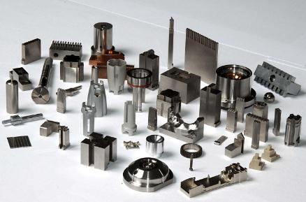 哪些因素會(huì)影響機(jī)加工零件的精度